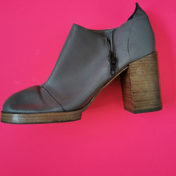 Rare! Cheap Monday booties - Picture 3 of 11